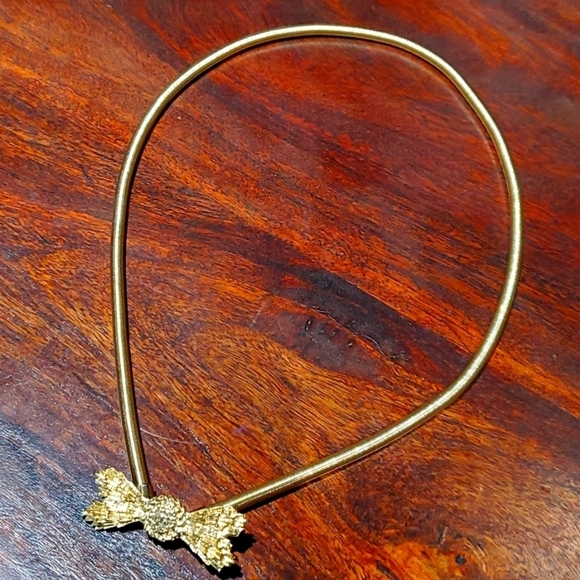 VINTAGE STATEMENT BELT  GOLDEN SNAKE STRETCH WITH BUTTERFLY RETRO  SLINKY - Picture 1 of 12